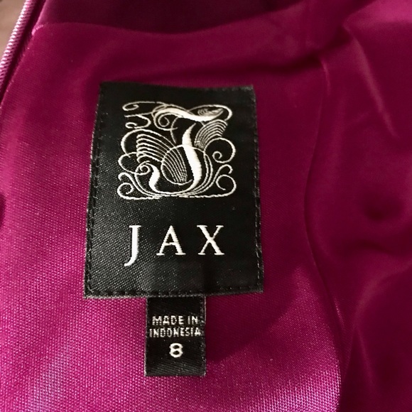 Dress - Picture 4 of 4